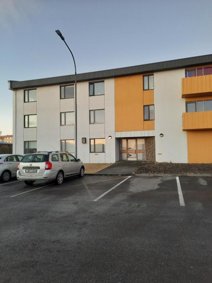 Apartment Near The Airport Njarthvik 外观 照片